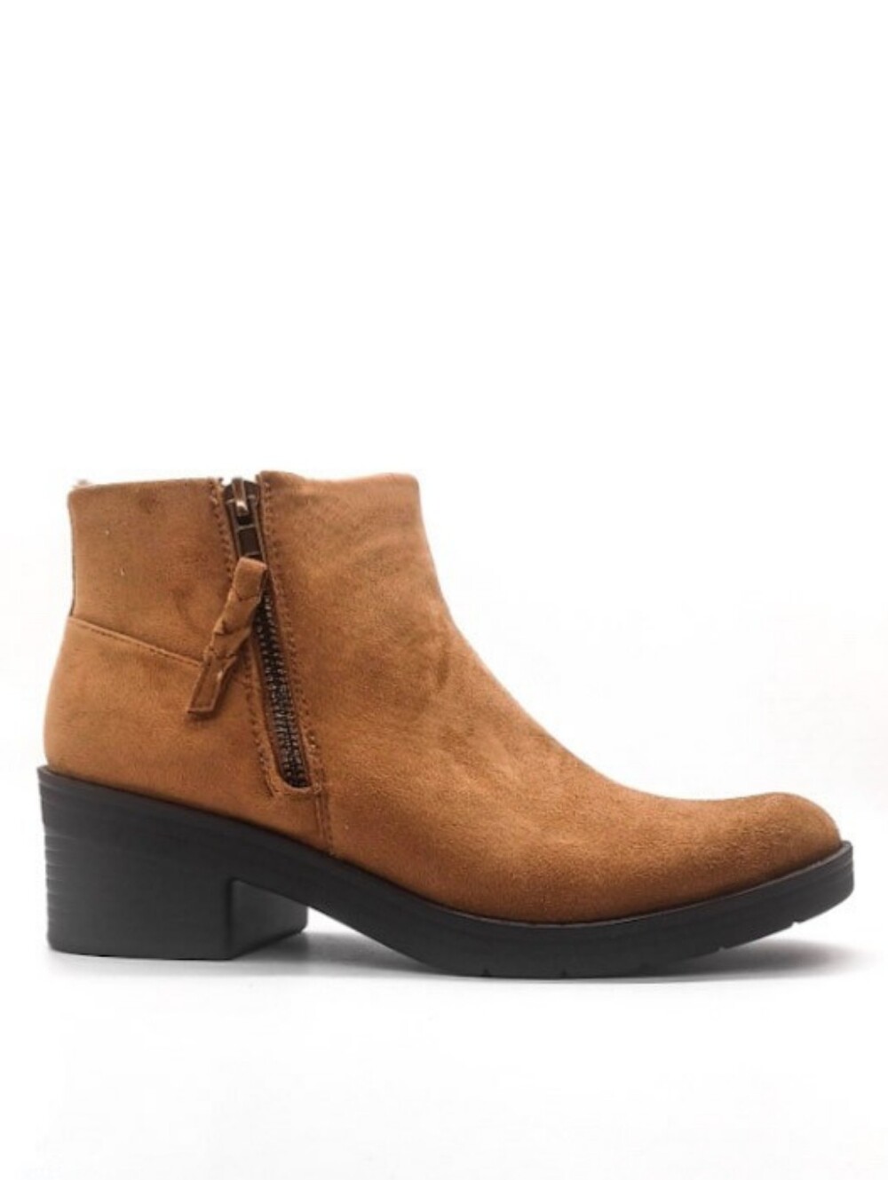 NIB Whiskey Tan Bzees Women's Outgoing Low Heel Comfort Chelsea Ankle Boot Wide